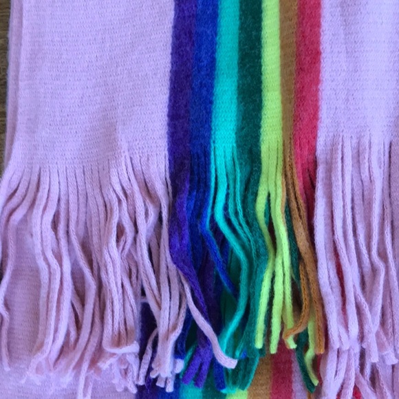 🔅SALE Rainbow scarf - Picture 4 of 5